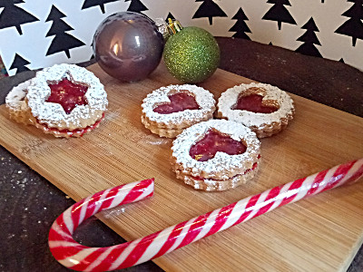 Coquinous cannelle fourrés à la confiture de fruits